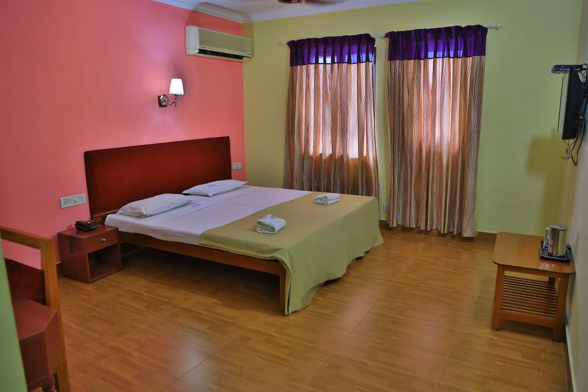 Hotel Srinivas Kochi Екстер'єр фото