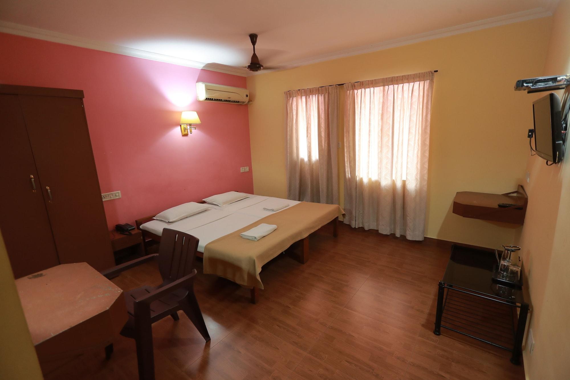 Hotel Srinivas Kochi Екстер'єр фото