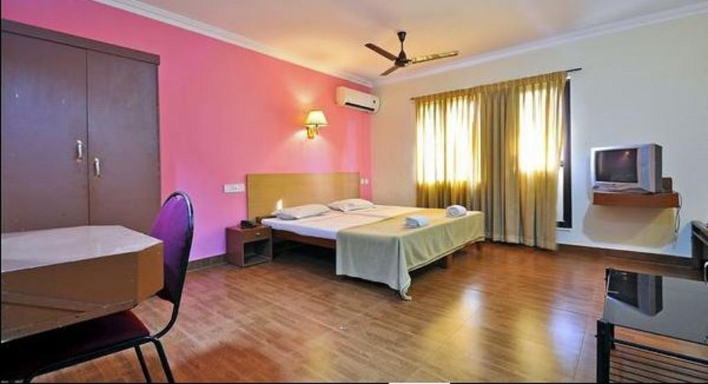 Hotel Srinivas Kochi Екстер'єр фото