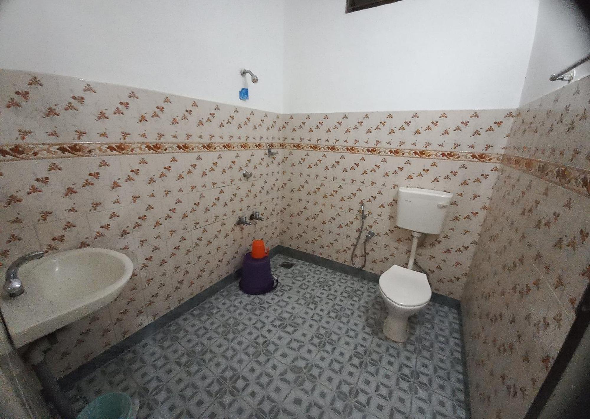 Hotel Srinivas Kochi Екстер'єр фото